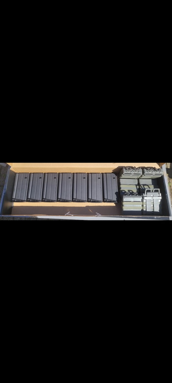 Imagen 3 de Tokyo Marui Scar-H + Attachments, 8 magazijnen