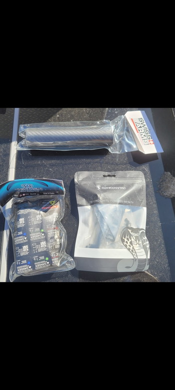 Afbeelding 4 van Tokyo Marui Scar-H + Attachments, 8 magazijnen