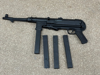 Image 2 for MP40