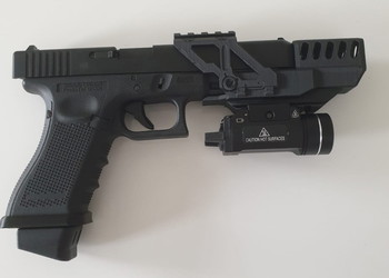Afbeelding 4 van glock 34 deluxe editiom met silencer and light