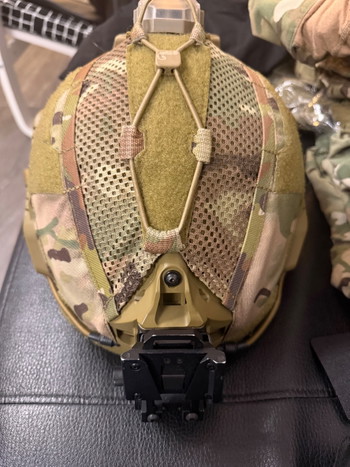 Bild 3 für Warrior assault vest, Agilite vest, PTS Flux Helmet
