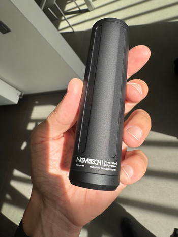 Imagen 5 de M4 Mock suppressor + mousse geïnstalleerd