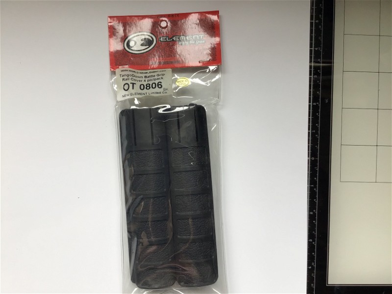 Image 1 for Battle grip rail cover 4 pack