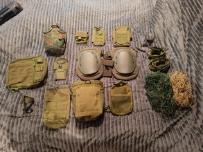 Imagen para Pouches, kiebescherming, flask, gun camouflage