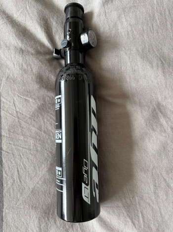 Afbeelding 2 van Dye 0,2 L / 13ci HPA-tank 3000 psi met HP preset - productie 09/2025