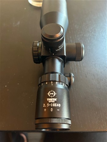 Afbeelding 2 van Theta optics 2,5-10x40 scope