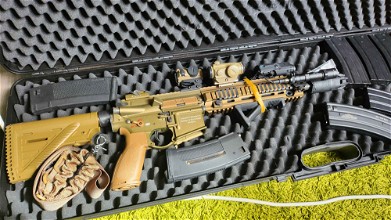 Afbeelding van AEG HK416 Vrai License Full équiper avec un Titan V2 Expert