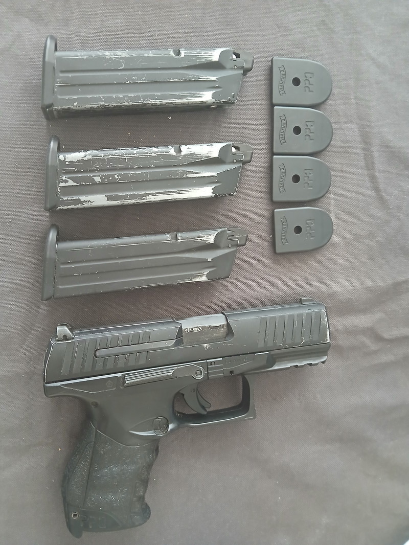 Image 1 pour Umarex Walther PPQ M2 3 magazijnen, lamp en spare baseplates