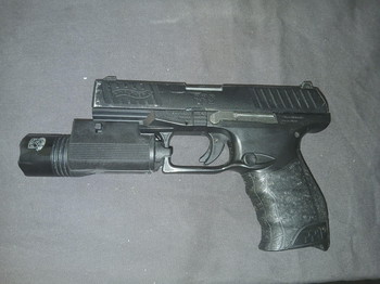 Image 2 pour Umarex Walther PPQ M2 3 magazijnen, lamp en spare baseplates