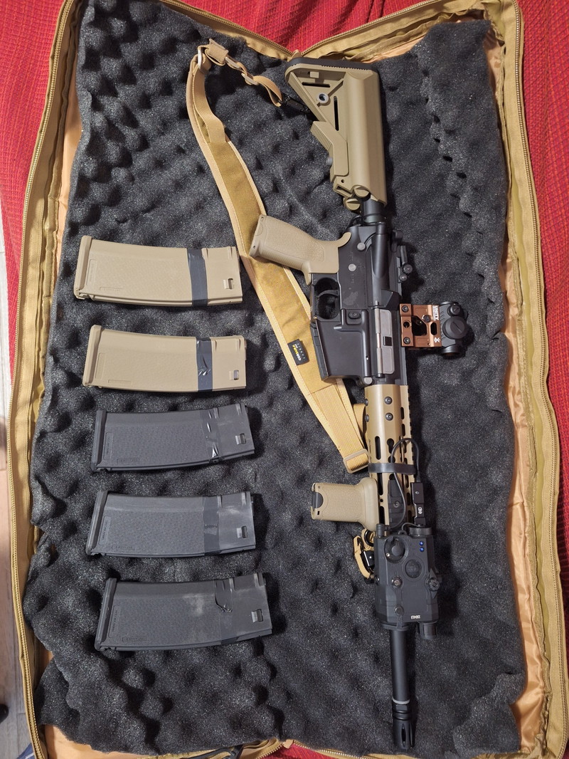 Image 1 pour Réplica M4 Specna Arms SA-E09 Negra/Tan