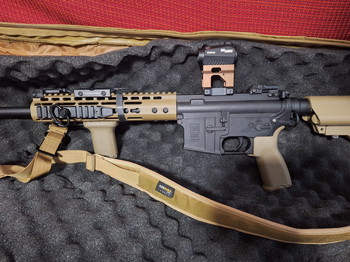 Image 2 pour Réplica M4 Specna Arms SA-E09 Negra/Tan