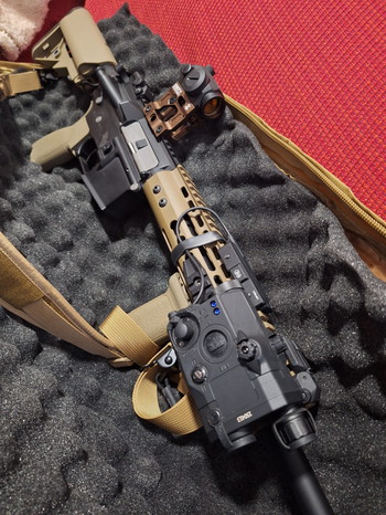 Image 4 pour Réplica M4 Specna Arms SA-E09 Negra/Tan