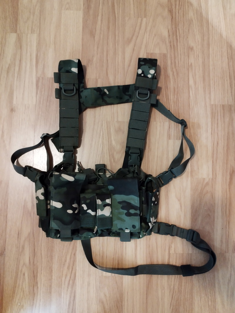 Image 1 for Multicam chest rig
