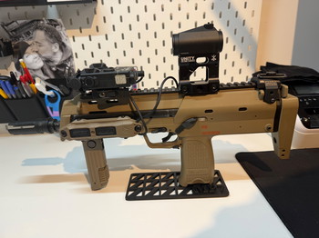 Image 2 for Tokiyo marui MP7 (GBB) Zeer goed gevuld!!!!