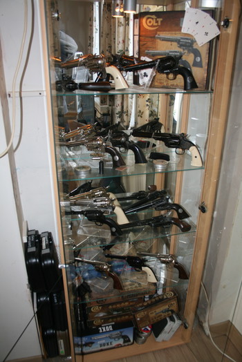 Bild 4 für COLLECTION DE REPLIQUE AIRSOFT 6MM ET DIAKOLO ET BILLES ACCIER