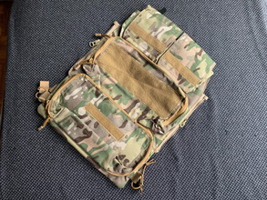 Afbeelding van Handige JPC Multicam rugtas voor achterop Plate carrier met veel opbergmogelijkheden