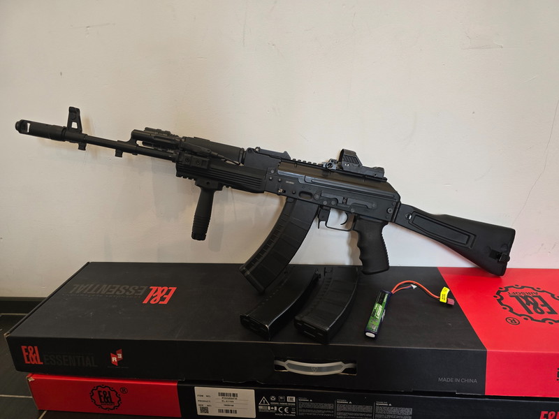 Imagen 1 de AK-101 AEG | Full Metal | Upgrades | GATE MOSFET | CNC Gearbox | LiPo | Red Dot & Tactical Lamp | Te Koop/Ruil