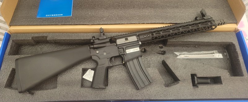 Image 1 for Colt Cybergun M4 AEG NIEUW