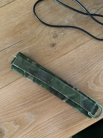 Bild 2 für Earmor M32 met PTT switch (mini Jack) en multicam camo band