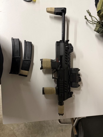 Image 3 for We smg8 mp7