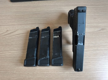 Imagen 3 de G17 WE Gen 3 Up Black + 2 chargeurs