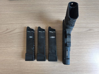 Imagen 4 de G17 WE Gen 3 Up Black + 2 chargeurs
