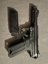 Image for Aap-01 met 1 magazijn.