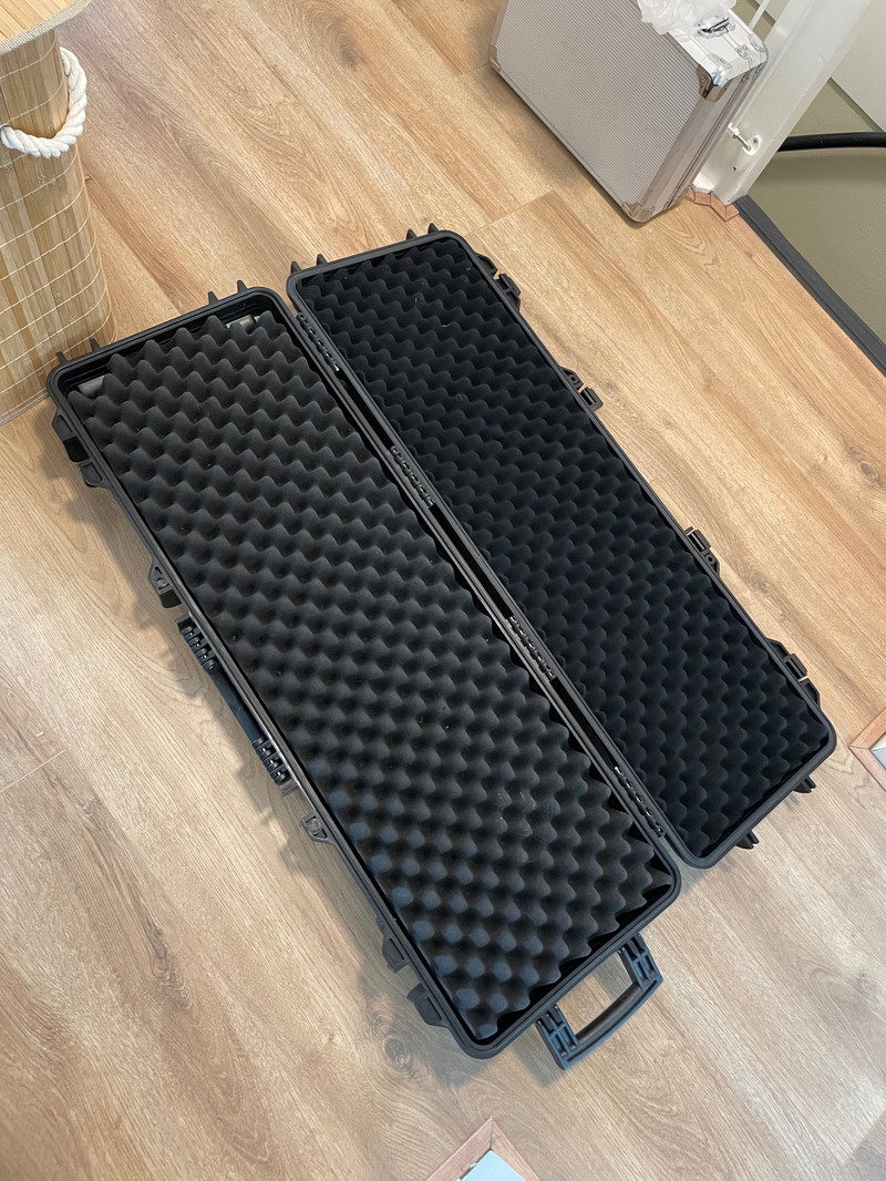 Image 1 for Nuprol hard case L - Wave foam