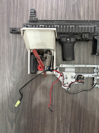 Image 2 for VFC H&K 416D AEG (Full Metal) + Extra onderdelen & 3 mags