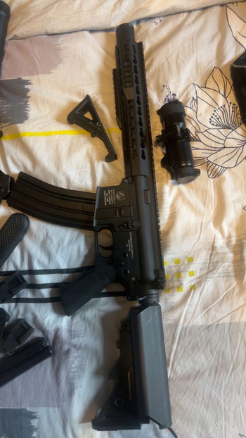 Image 2 pour Vend 2 M4A1 prix à déterminer