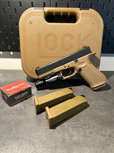 Bild für Glock 17 Gen 5 French Edition + Belt setup