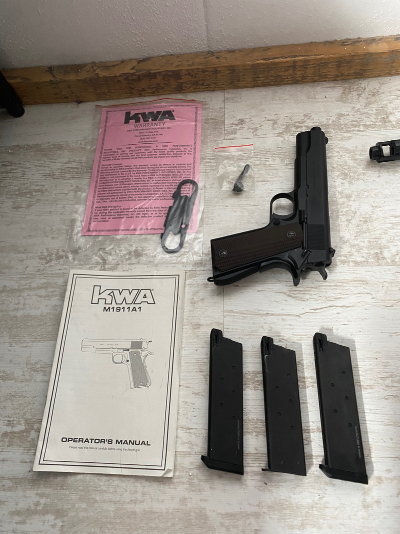 Afbeelding 1 van KWA M1911A1 met 3 mags