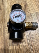 Image for Oxygen regulator + Wolverine hPa slang