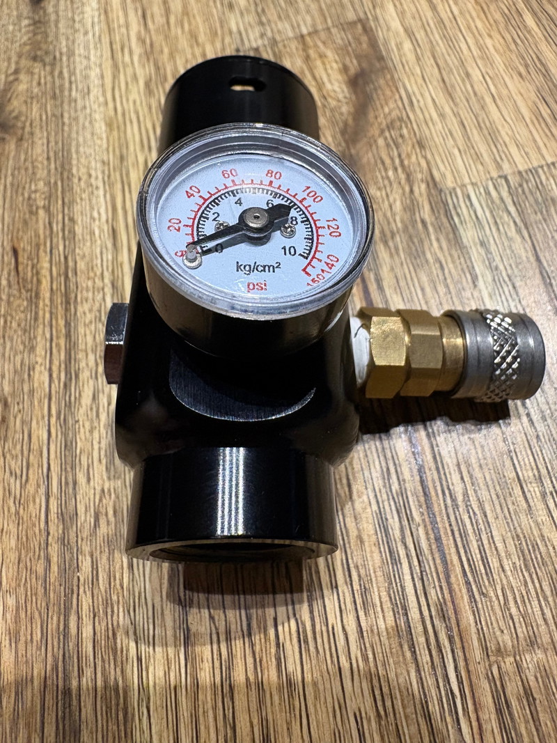 Image 1 for Oxygen regulator + Wolverine hPa slang