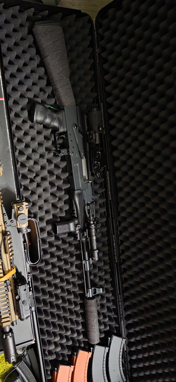 Afbeelding 3 van Marui m4 sopmod with titan