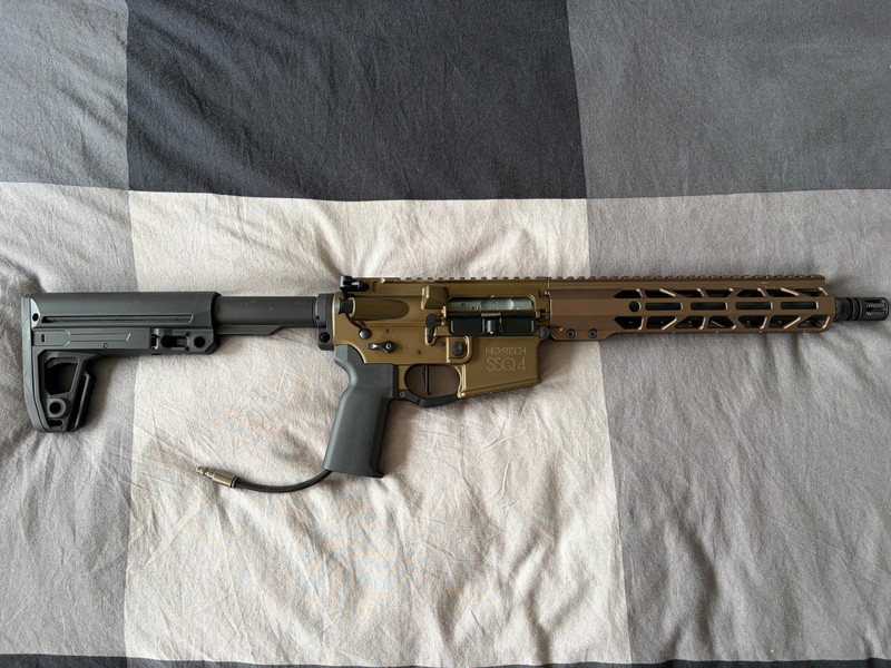 Imagen 1 de Novritsch SSQ4 HPA - nooit in het veld gebruikt - incl. 5 mags, holo sight en riser