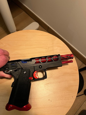 Afbeelding 3 van TM Hi Capa 5.1 custom.