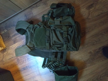Image 2 for od green vest en multicam black vest