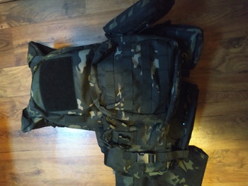 Image 3 for od green vest en multicam black vest