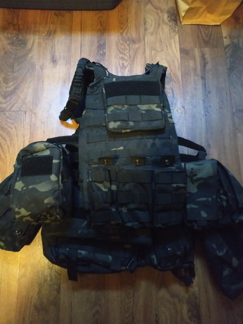 Image 4 for od green vest en multicam black vest