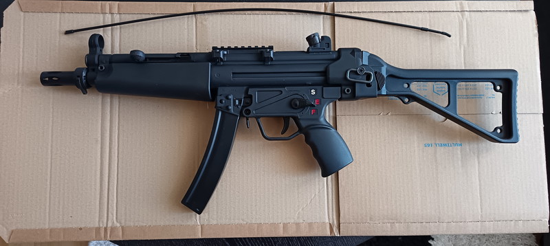 Bild 1 für SRC SR5AU SMG Vollmetall CO2 BlowBack 6mm BB schwarz