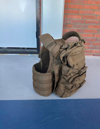 Imagen 4 de Warrior Assault DCS Quick Release Dessert Tan + pouches