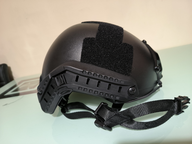 Image 1 pour Airsoft tactical helmet