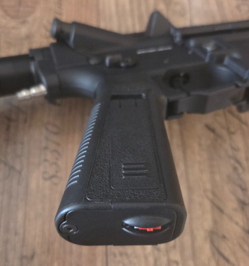 Afbeelding 8 van Wolverine Forged Tactical MTW XBR (10 Inch) Battery Grip + Magazijnen & Attachments. (Garantie)