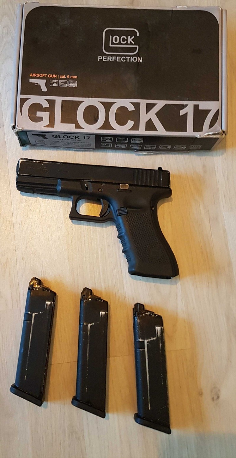 Image 1 for Umarex Glock 17 Gbb + 3 mags