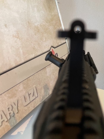 Imagen 4 de KWA Tavor 21 (TAR-21) GBBR - Realistische Bullpup GBB Airsoft inkl. OVP & 3 Magazinen, F-Marked