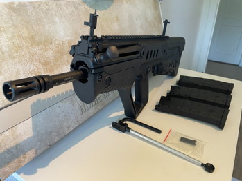 Imagen 5 de KWA Tavor 21 (TAR-21) GBBR - Realistische Bullpup GBB Airsoft inkl. OVP & 3 Magazinen, F-Marked