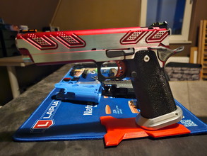 Image pour Hi capa met spair parts