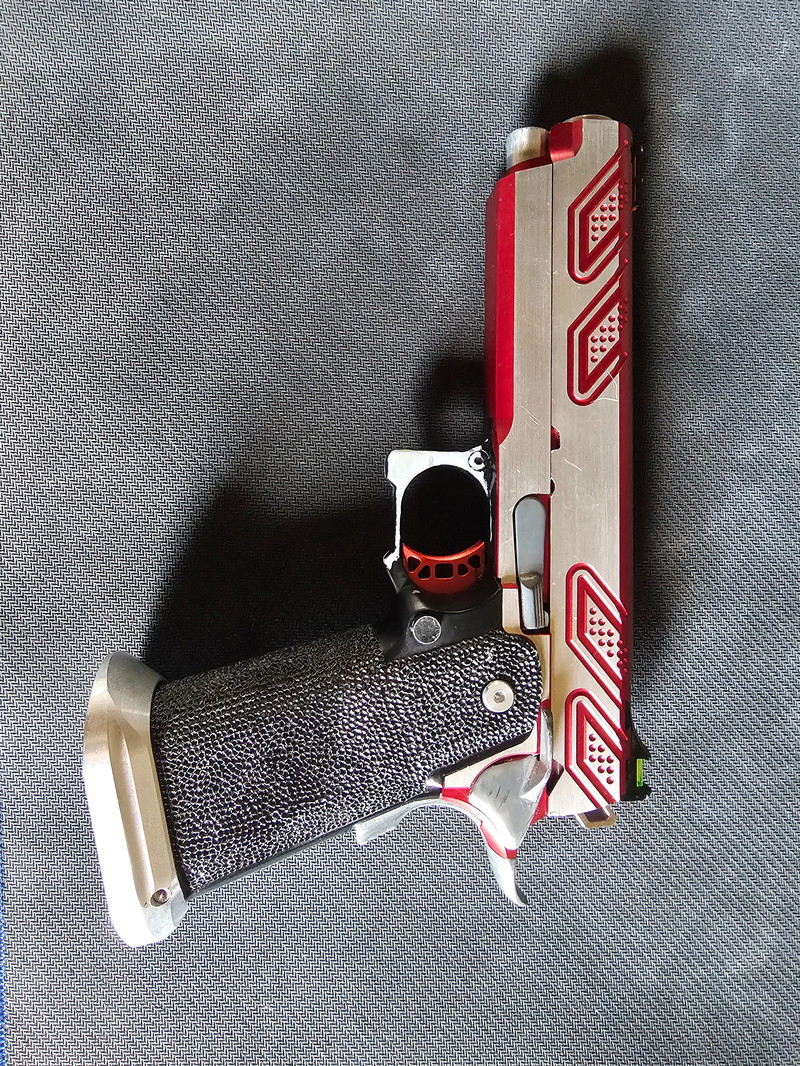 Afbeelding 1 van Hicapa met holster en parts
