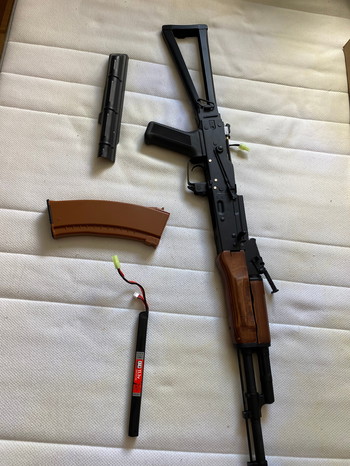 Bild 5 für replique AEG AKS-74N acier & bois 1.0J avec 1 batterie neuf